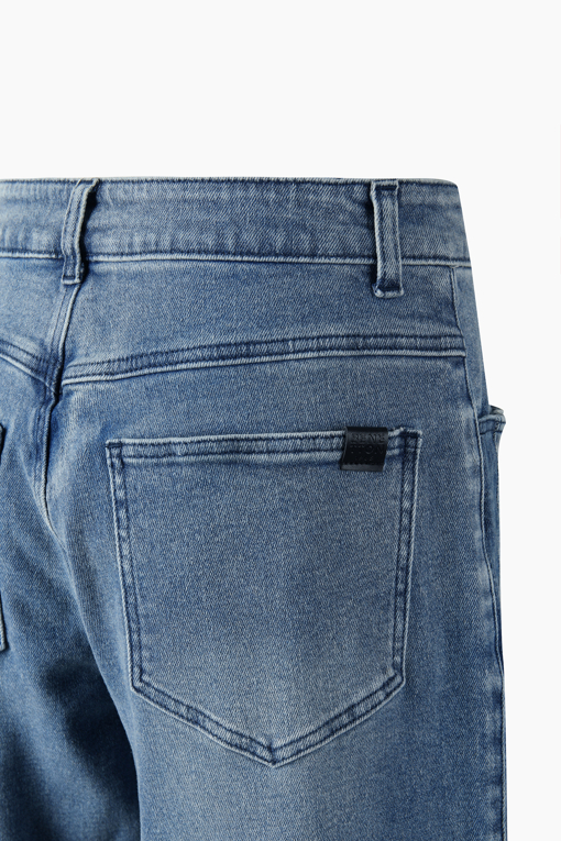 https://img.benettonmall.com/PARTS/KB/26F/BADP52661IN_MB_D5.jpg
