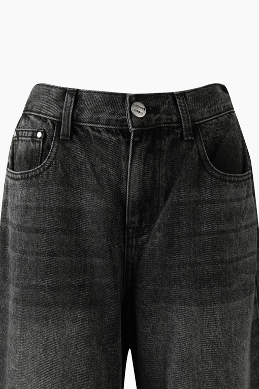https://img.benettonmall.com/PARTS/KB/26F/BADP54661BK_MB_D2.jpg