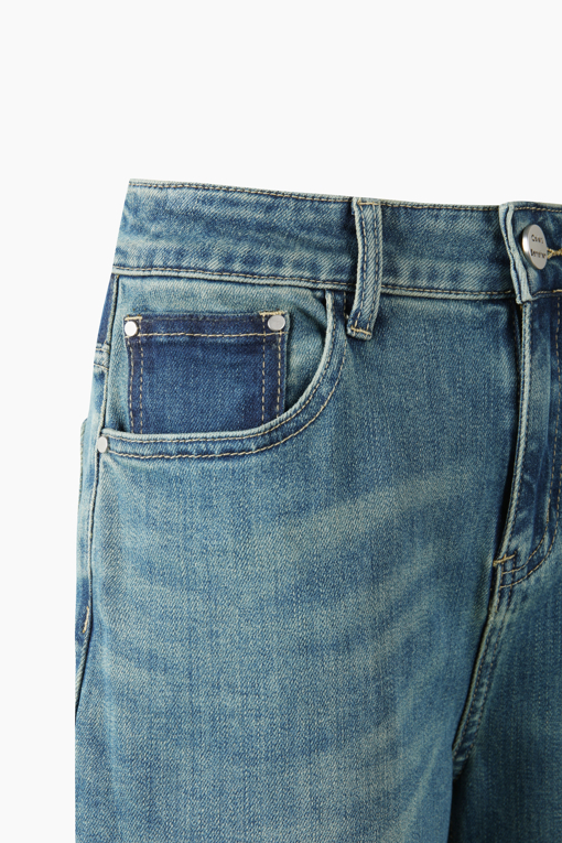 https://img.benettonmall.com/PARTS/KB/26F/BADP55661IN_MB_D3.jpg