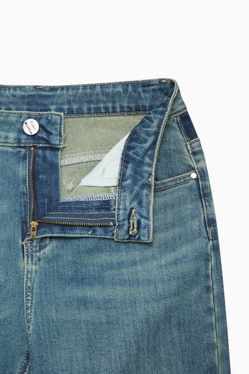 https://img.benettonmall.com/PARTS/KB/26F/BADP55661IN_MB_D6.jpg