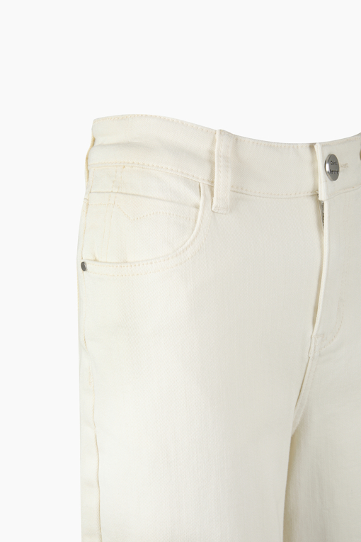 https://img.benettonmall.com/PARTS/KB/26F/BADP56661CR_MB_D3.jpg