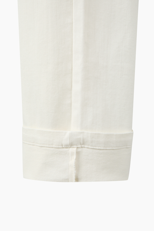 https://img.benettonmall.com/PARTS/KB/26F/BADP56661CR_MB_D5.jpg