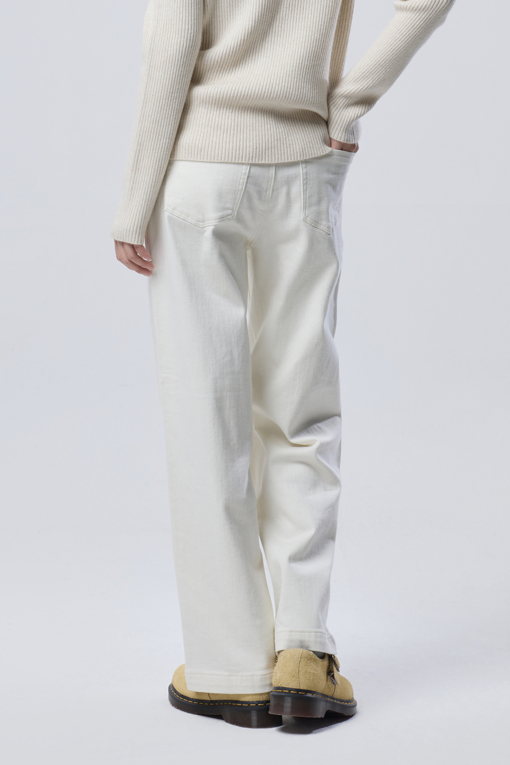 https://img.benettonmall.com/PARTS/KB/26F/BADP56661CR_MB_M1.jpg