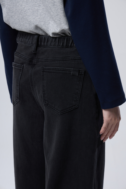 https://img.benettonmall.com/PARTS/KB/26F/BADP57661BK_MB_M4.jpg