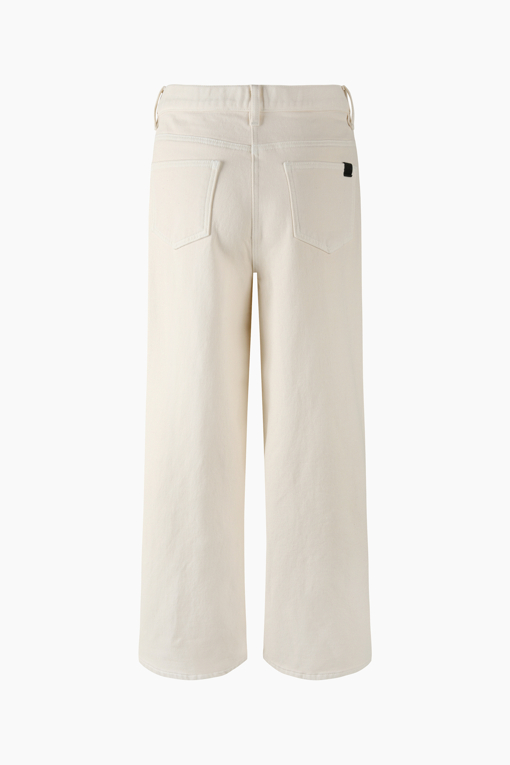 https://img.benettonmall.com/PARTS/KB/26F/BADP57661IV_MB_D1.jpg