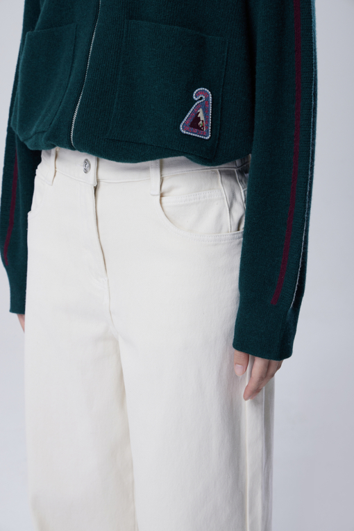 https://img.benettonmall.com/PARTS/KB/26F/BADP57661IV_MB_M3.jpg