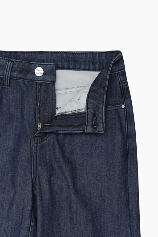 https://img.benettonmall.com/PARTS/KB/26F/BADP58661IN_MB_D5.jpg