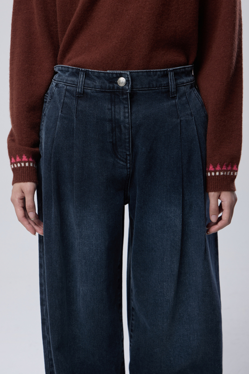 https://img.benettonmall.com/PARTS/KB/26F/BADP59661IN_MB_M2.jpg