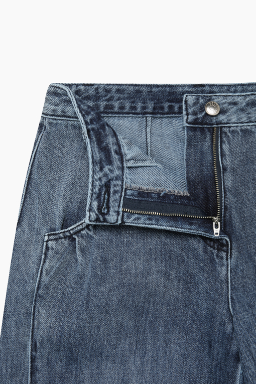 https://img.benettonmall.com/PARTS/KB/26F/BADP71661IN_MB_D5.jpg