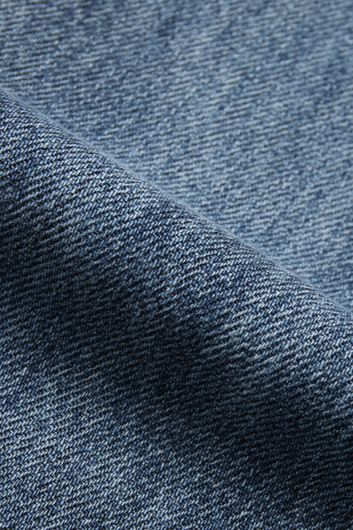 https://img.benettonmall.com/PARTS/KB/26F/BADP71661IN_MB_D6.jpg