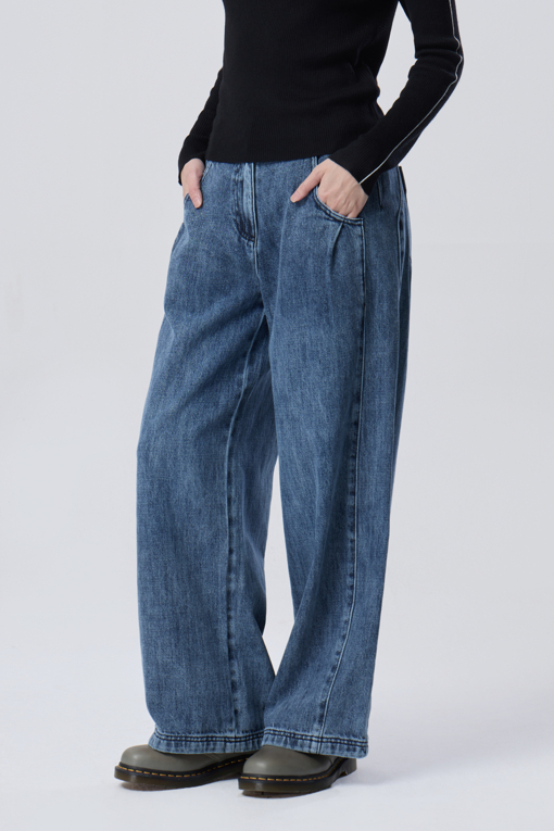 https://img.benettonmall.com/PARTS/KB/26F/BADP71661IN_MB_M0.jpg