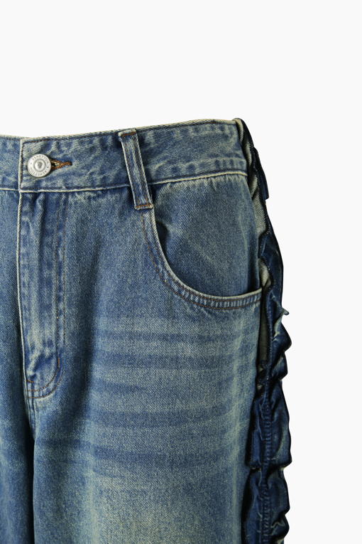 https://img.benettonmall.com/PARTS/KB/26F/BADP73661IN_MB_D3.jpg