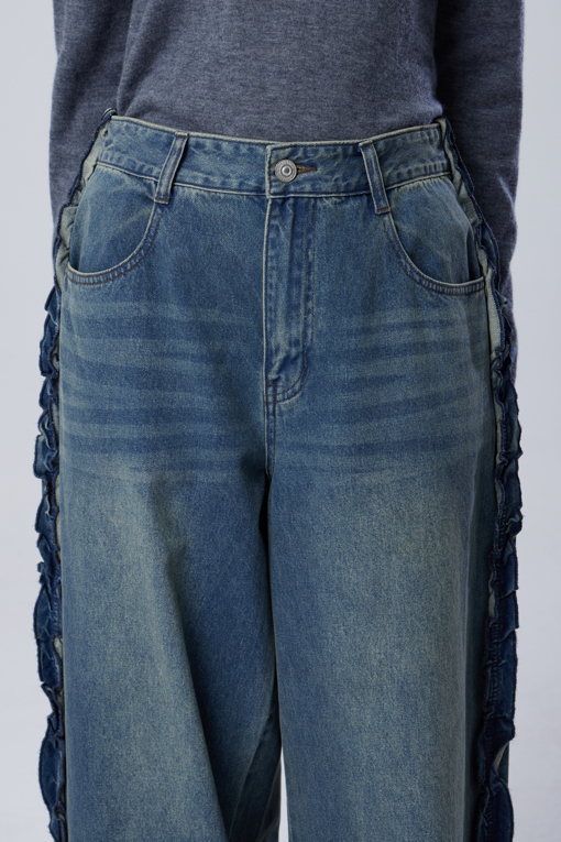 https://img.benettonmall.com/PARTS/KB/26F/BADP73661IN_MB_M2.jpg