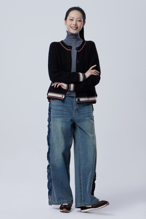 https://img.benettonmall.com/PARTS/KB/26F/BADP73661IN_MB_M5.jpg