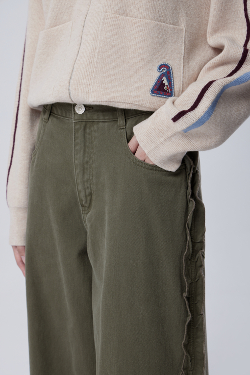 https://img.benettonmall.com/PARTS/KB/26F/BADP73661KA_MB_M3.jpg