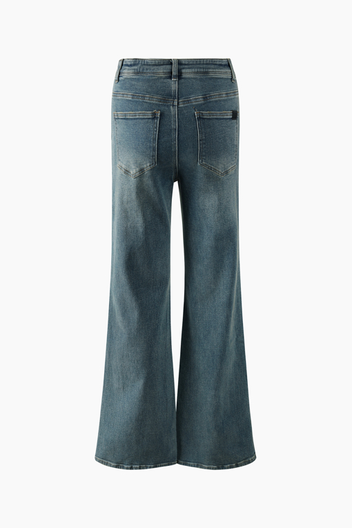https://img.benettonmall.com/PARTS/KB/26F/BADP74661IN_MB_D1.jpg