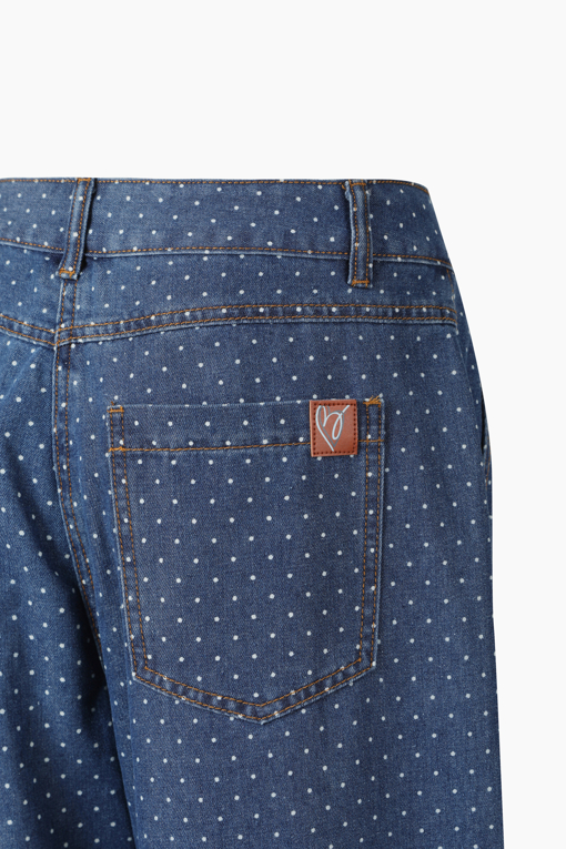 https://img.benettonmall.com/PARTS/KB/26F/BADPE1641IN_MB_D14.jpg