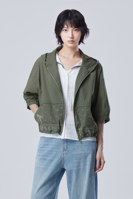 https://img.benettonmall.com/PARTS/KB/26F/BAJP01641KA_MB_D0.jpg?cb=1788777022