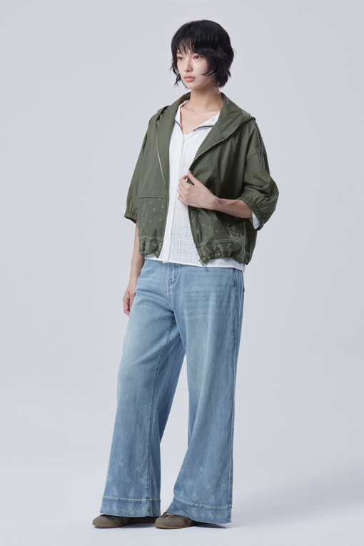 https://img.benettonmall.com/PARTS/KB/26F/BAJP01641KA_MB_D5.jpg?cb=1788777022