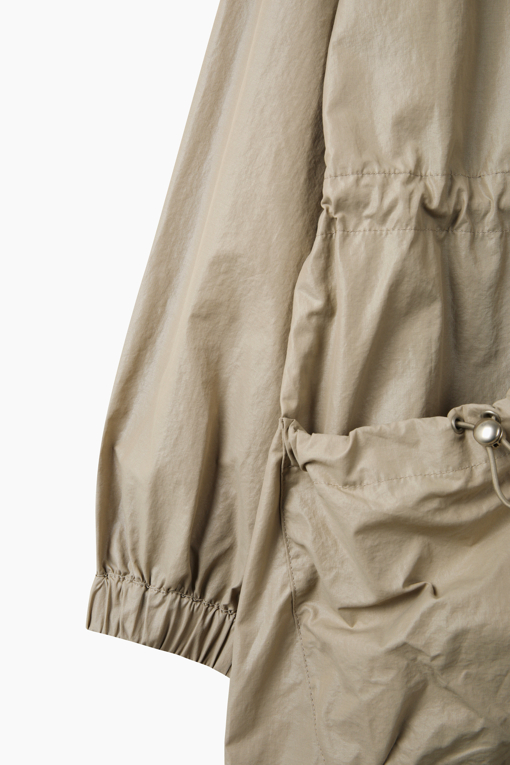 https://img.benettonmall.com/PARTS/KB/26F/BAJP03641BG_MB_D3.jpg