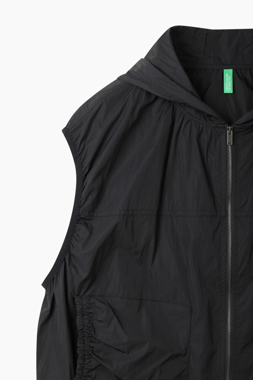 https://img.benettonmall.com/PARTS/KB/26F/BAJP30641BK_MB_D13.jpg?cb=1788777022