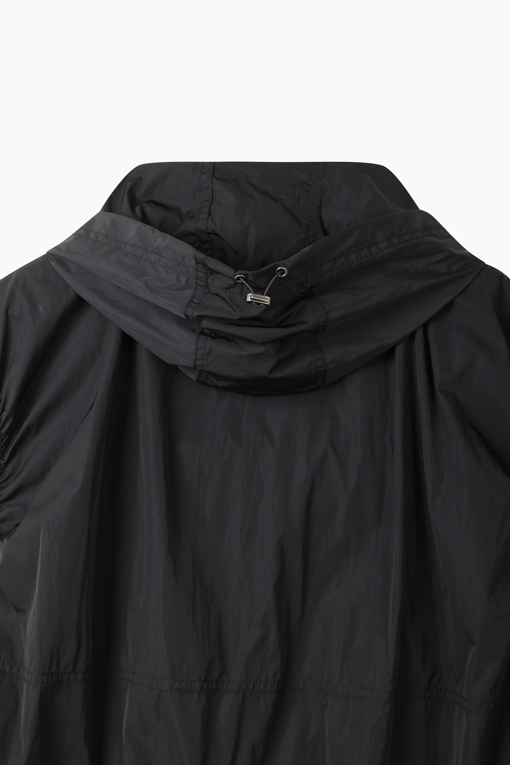 https://img.benettonmall.com/PARTS/KB/26F/BAJP30641BK_MB_D15.jpg?cb=1788777022