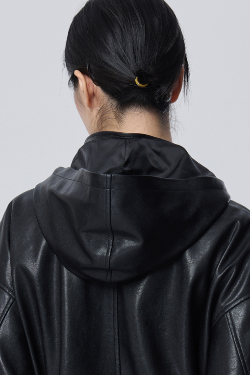 https://img.benettonmall.com/PARTS/KB/26F/BAJP31641BK_MB_M3.jpg?cb=1788777022