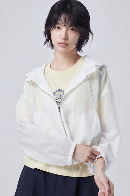 https://img.benettonmall.com/PARTS/KB/26F/BAJP32641WH_MB_D2.jpg?cb=1788777022