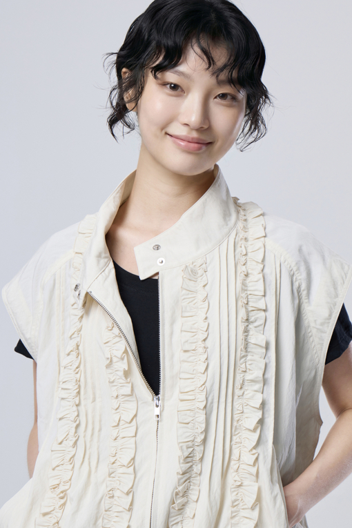 https://img.benettonmall.com/PARTS/KB/26F/BAJP33641IV_MB_D2.jpg?cb=1788777022