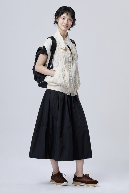 https://img.benettonmall.com/PARTS/KB/26F/BAJP33641IV_MB_D5.jpg?cb=1788777022