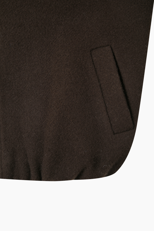 https://img.benettonmall.com/PARTS/KB/26F/BAJP53661BR_MB_D4.jpg