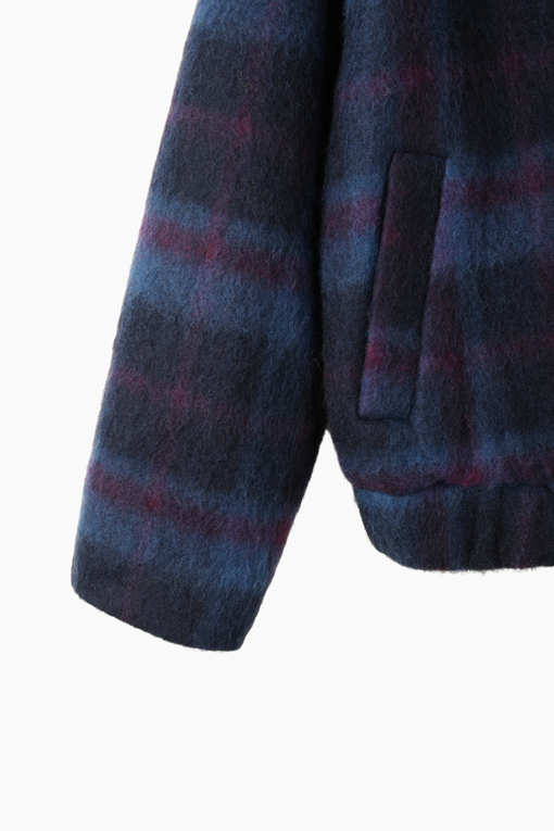 https://img.benettonmall.com/PARTS/KB/26F/BAJP57661NY_MB_D3.jpg