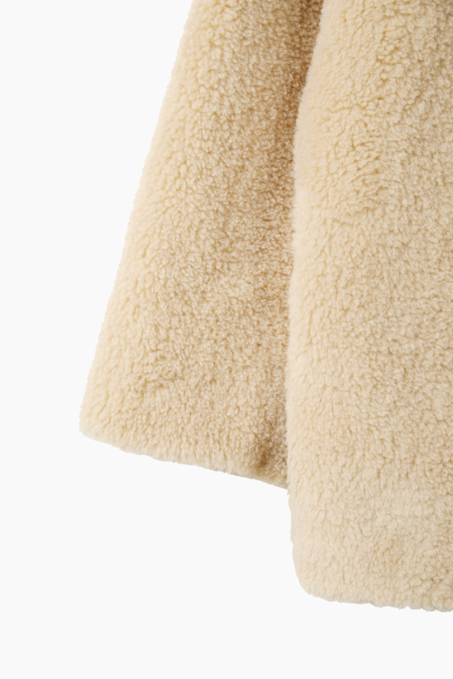 https://img.benettonmall.com/PARTS/KB/26F/BAJP59661BG_MB_D3.jpg
