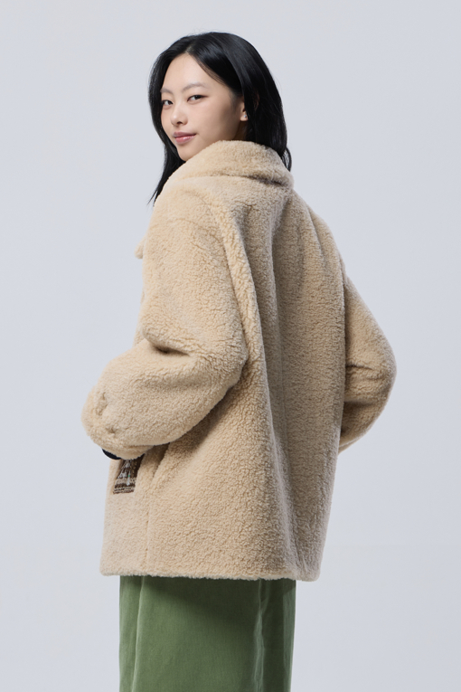 https://img.benettonmall.com/PARTS/KB/26F/BAJP59661BG_MB_M1.jpg