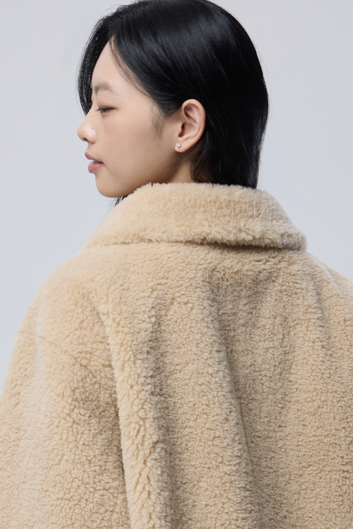 https://img.benettonmall.com/PARTS/KB/26F/BAJP59661BG_MB_M3.jpg