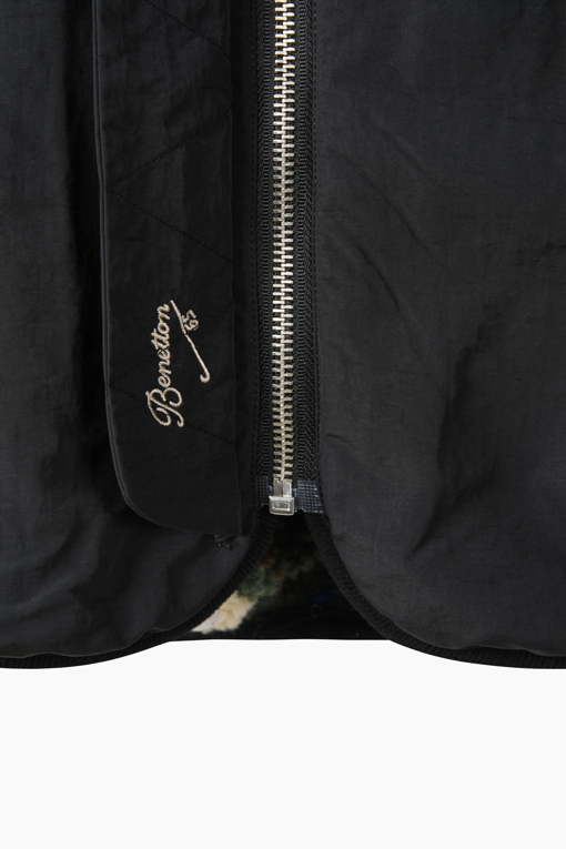 https://img.benettonmall.com/PARTS/KB/26F/BAJP61661GN_MB_D8.jpg