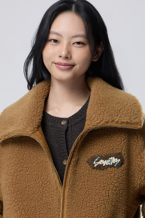 https://img.benettonmall.com/PARTS/KB/26F/BAJP72661CA_MB_M2.jpg