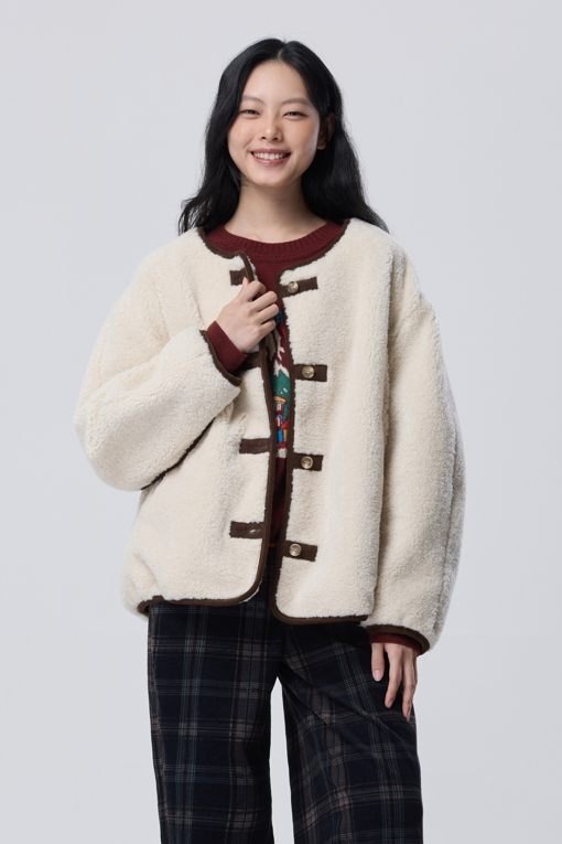 https://img.benettonmall.com/PARTS/KB/26F/BAJP73661IV_MB_M0.jpg