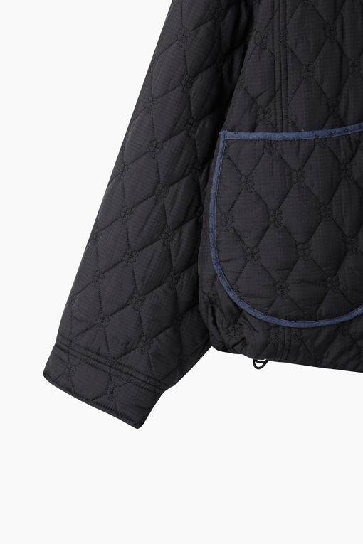 https://img.benettonmall.com/PARTS/KB/26F/BAJP75661BK_MB_D3.jpg