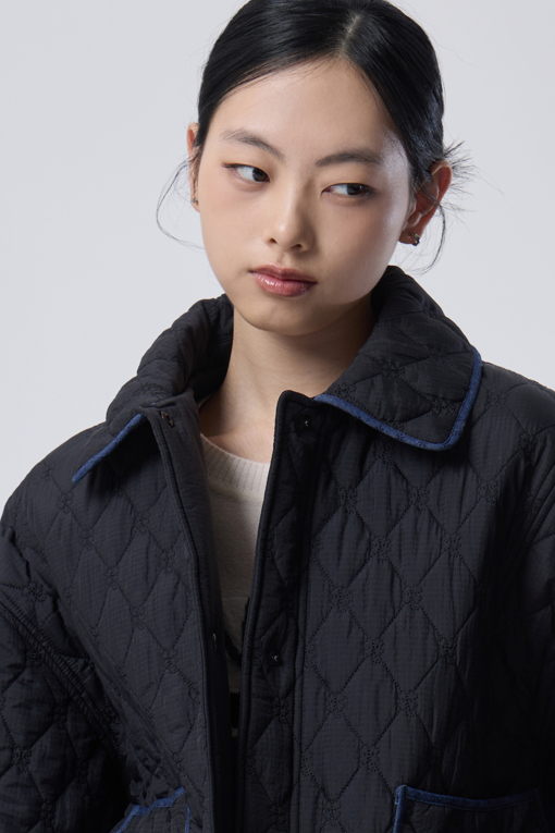 https://img.benettonmall.com/PARTS/KB/26F/BAJP75661BK_MB_M2.jpg