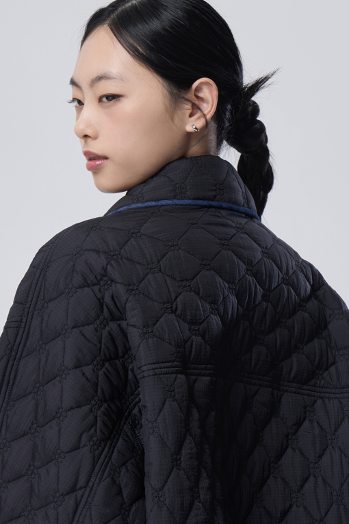 https://img.benettonmall.com/PARTS/KB/26F/BAJP75661BK_MB_M3.jpg