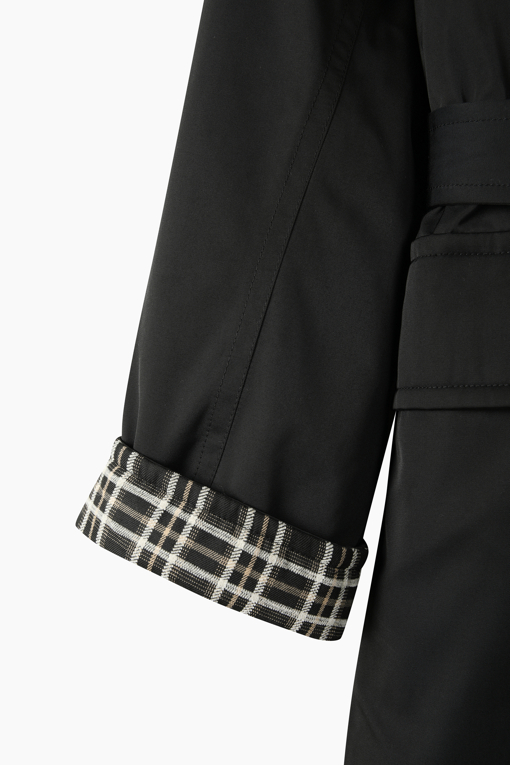 https://img.benettonmall.com/PARTS/KB/26F/BAJP76661BK_MB_D4.jpg