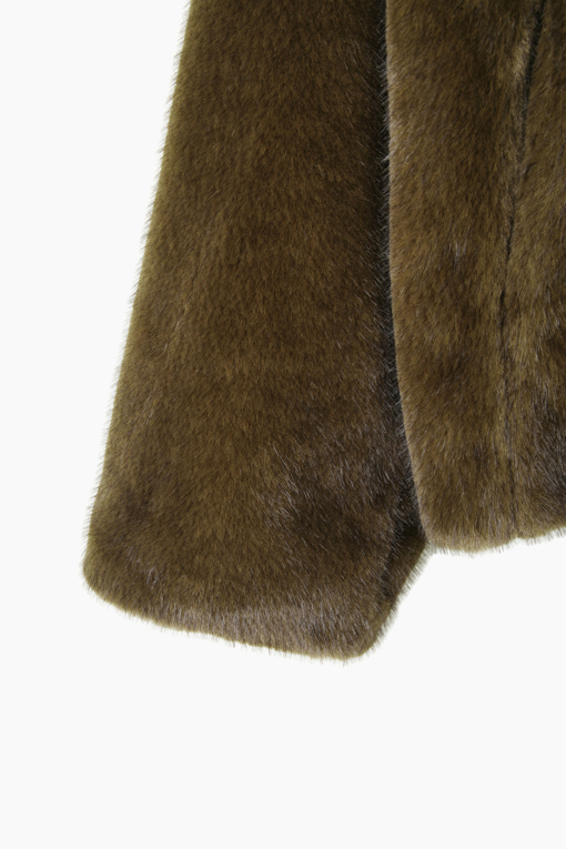 https://img.benettonmall.com/PARTS/KB/26F/BAJP78661BR_MB_D3.jpg
