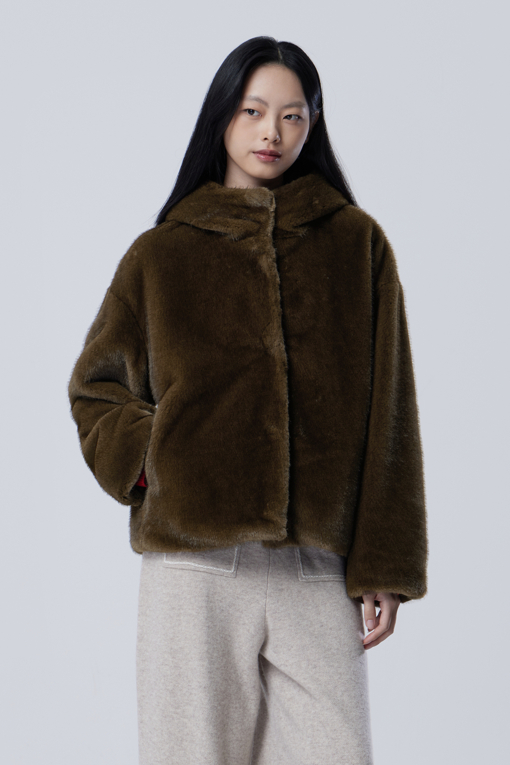 https://img.benettonmall.com/PARTS/KB/26F/BAJP78661BR_MB_M0.jpg