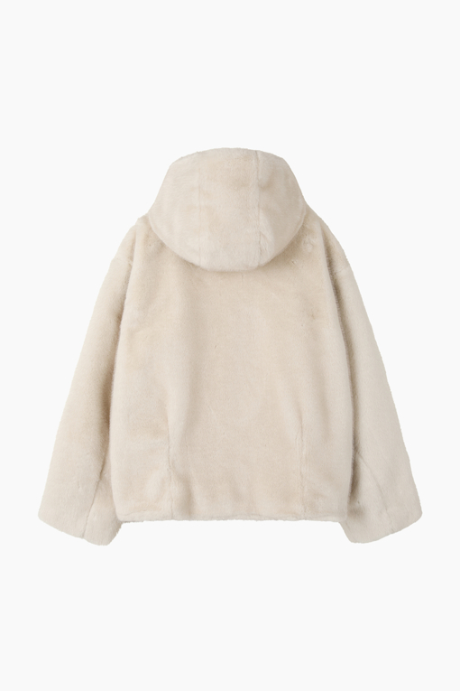 https://img.benettonmall.com/PARTS/KB/26F/BAJP78661IV_MB_D1.jpg