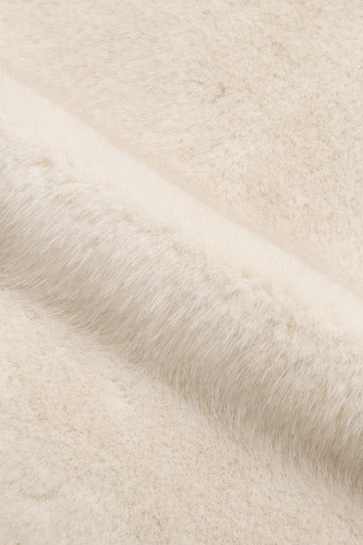 https://img.benettonmall.com/PARTS/KB/26F/BAJP78661IV_MB_D6.jpg