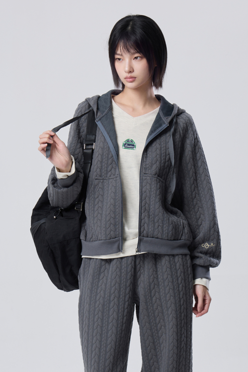 https://img.benettonmall.com/PARTS/KB/26F/BAJPE1661DG_MB_M0.jpg?cb=1788777022