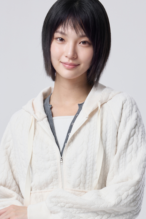 https://img.benettonmall.com/PARTS/KB/26F/BAJPE1661IV_MB_M2.jpg?cb=1788777022