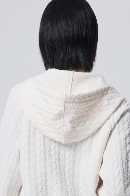 https://img.benettonmall.com/PARTS/KB/26F/BAJPE1661IV_MB_M3.jpg?cb=1788777022