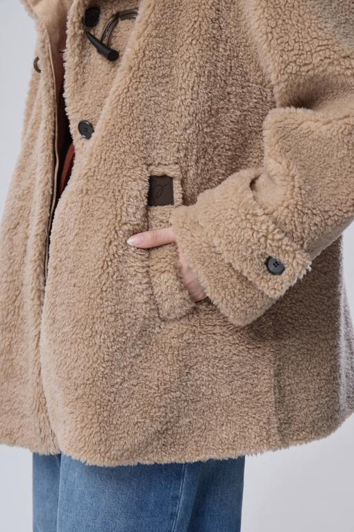 https://img.benettonmall.com/PARTS/KB/26F/BAJPE2661BG_MB_M4.jpg